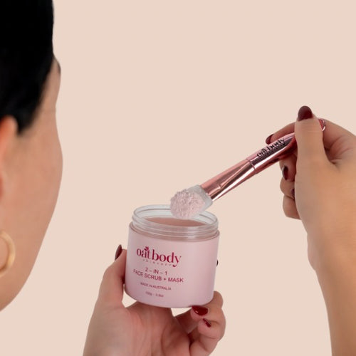 2-in-1 Face Scrub + Mask – Oat Body
